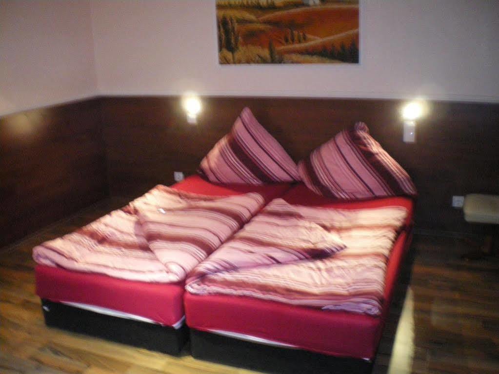 Hotel Milano Hildesheim Esterno foto